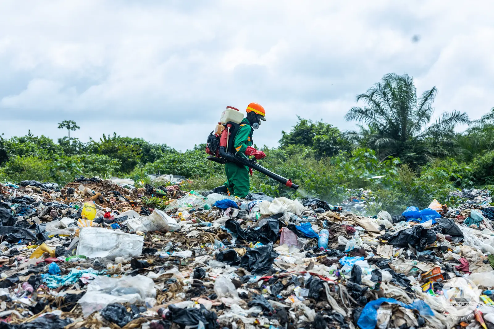 Zoomlion Disinfects Assemblies in Central Region